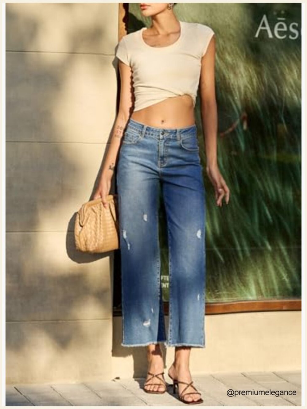 Wide Leg Stretchy Distressed Raw Hem Ankle Jeans with Pockets - Picture 5 of 7